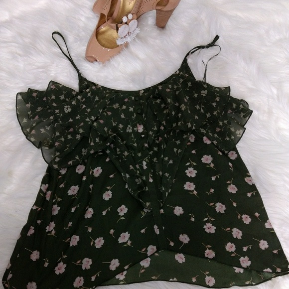 Tank - Picture 1 of 4